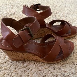 Brown wedges